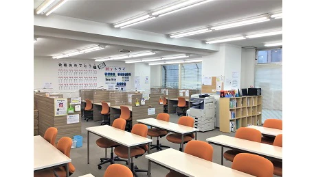 個別教室トライ_61485_本町校_教室内(01)