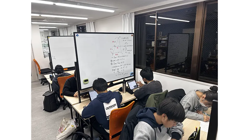 9155 進学予備校excia ブランドトップ 2