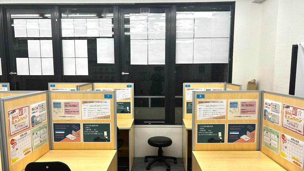 124915_産業医大前教室_教室内