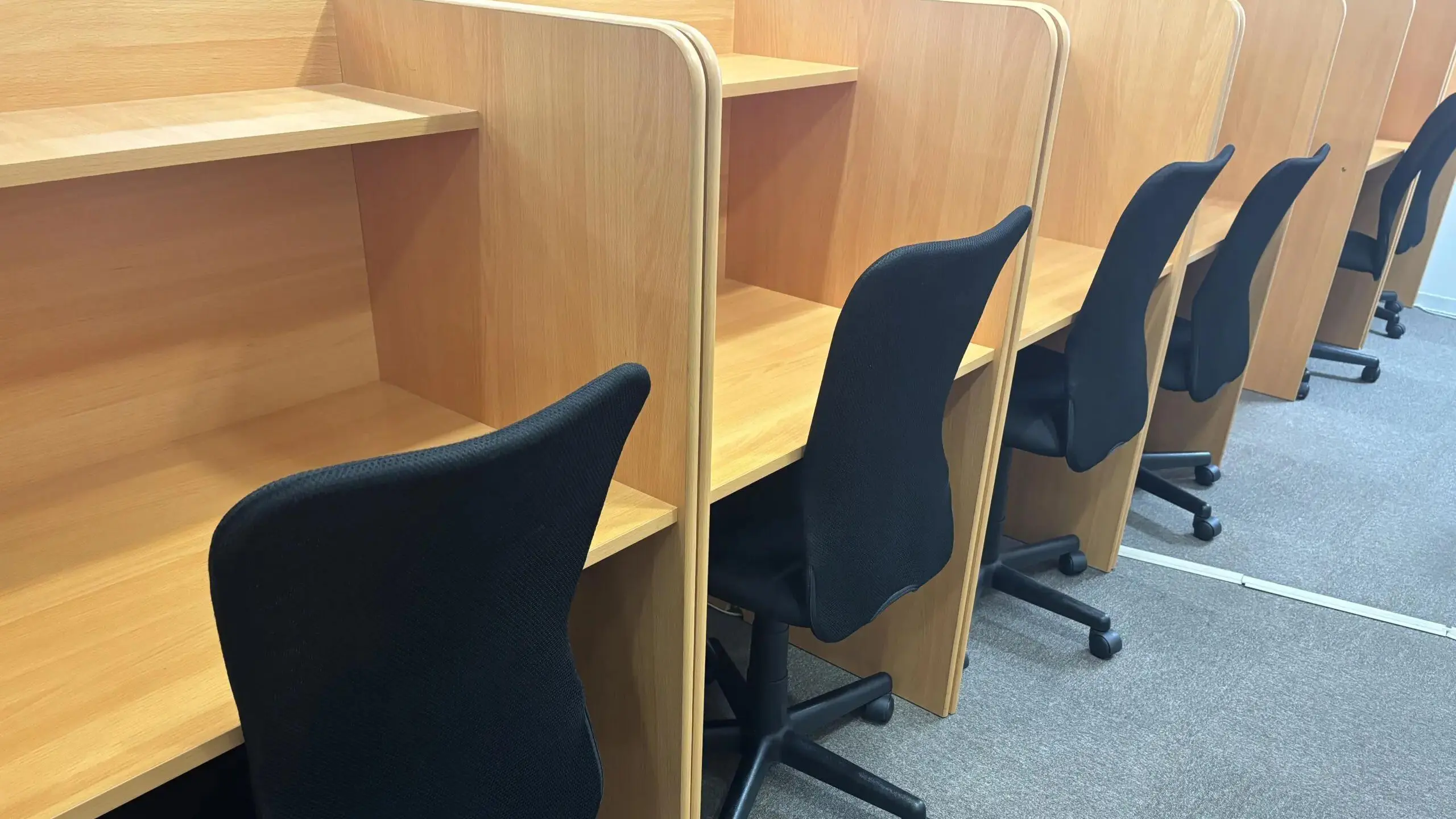 254 アクシブアカデミー 西宮北口校 教室の様子(1)