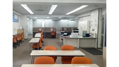 個別教室トライ_61475_阪急伊丹駅前校_教室内(01)