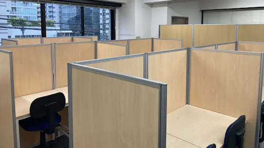63721_個別指導wam 四谷三丁目駅前校_教室内