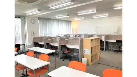 個別教室トライ_61017_元町校_教室内(01)