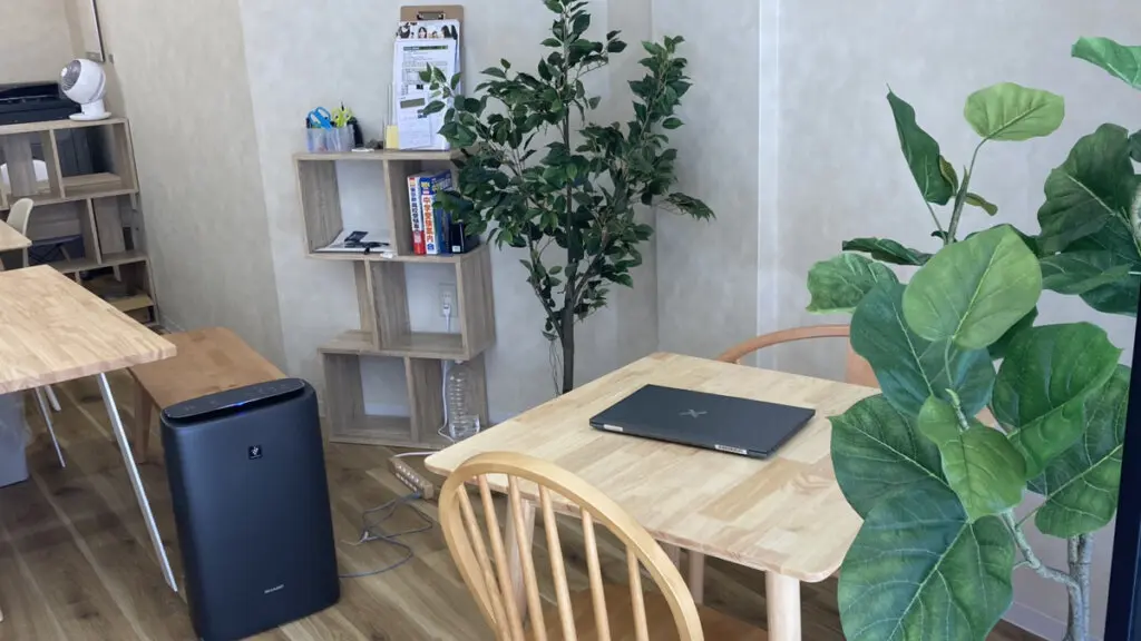 92367_個別指導wam 上野松が谷校_教室内