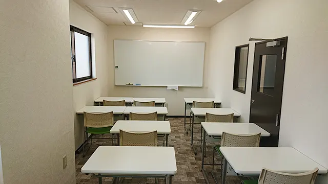 61938 サインワン戸田新曽校 教室1