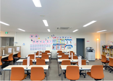 個別教室トライ_61612_鹿屋校_教室内(02)