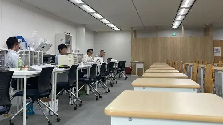 坪田塾_75532_武蔵小杉校_教室内