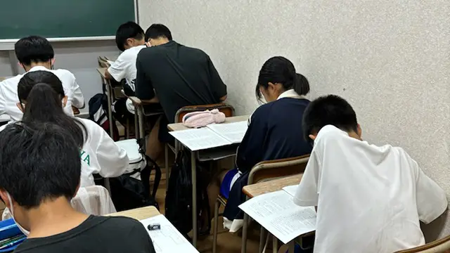 61936 サインワン鳩ヶ谷校 教室2