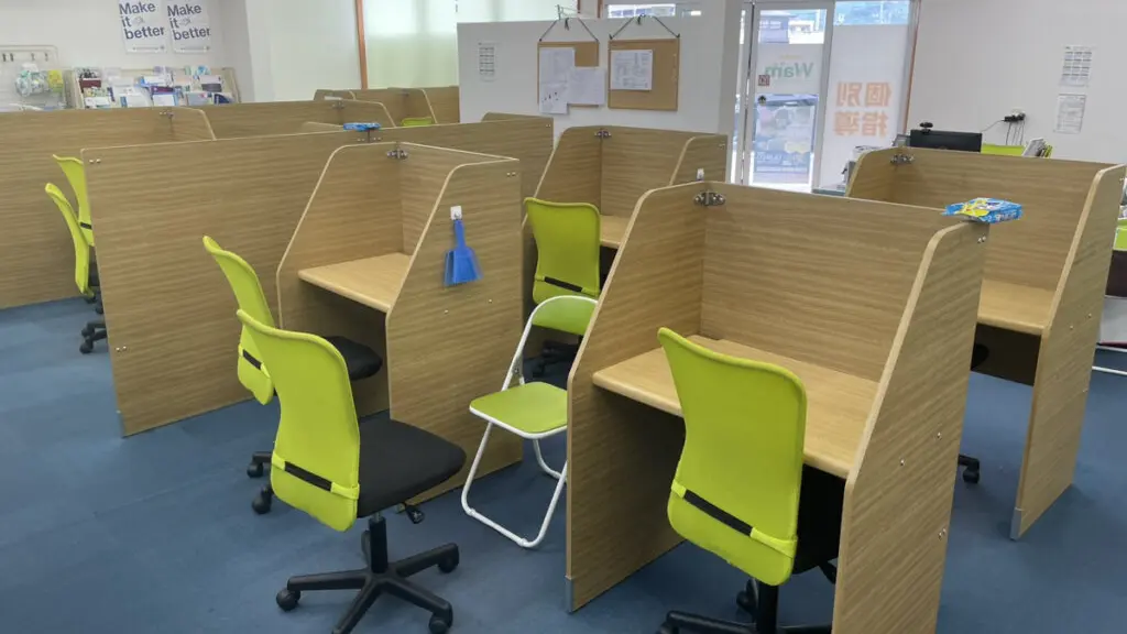 56794_個別指導wam 吉備校_教室内