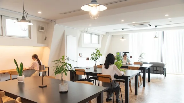 1831 学び舎東京 Top 4