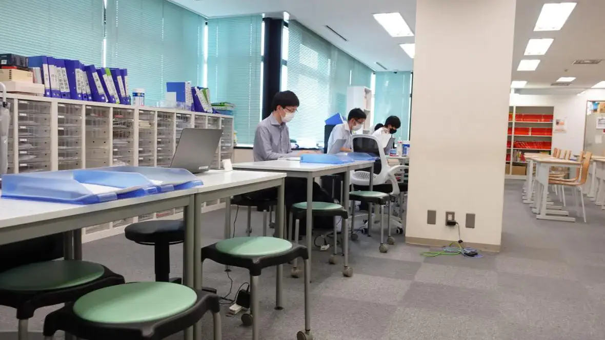 坪田塾_75522_三軒茶屋校_教室内