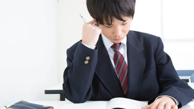 2061 トリプレット・イングリッシュ・スクール Top 2