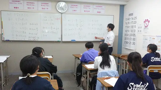 66874 あすなろ大学病院前 教室2
