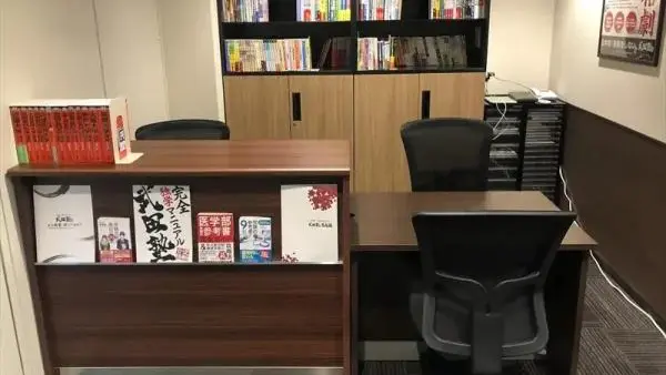 217 武田塾医進館 大阪校 教室の様子(1)