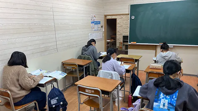 61931 サインワン伊奈校 教室2