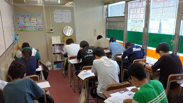 66877 あすなろ新田駅前校 教室2