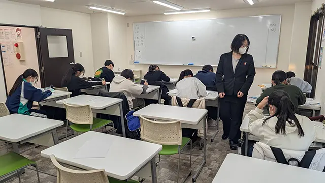 61938 サインワン戸田新曽校 教室3