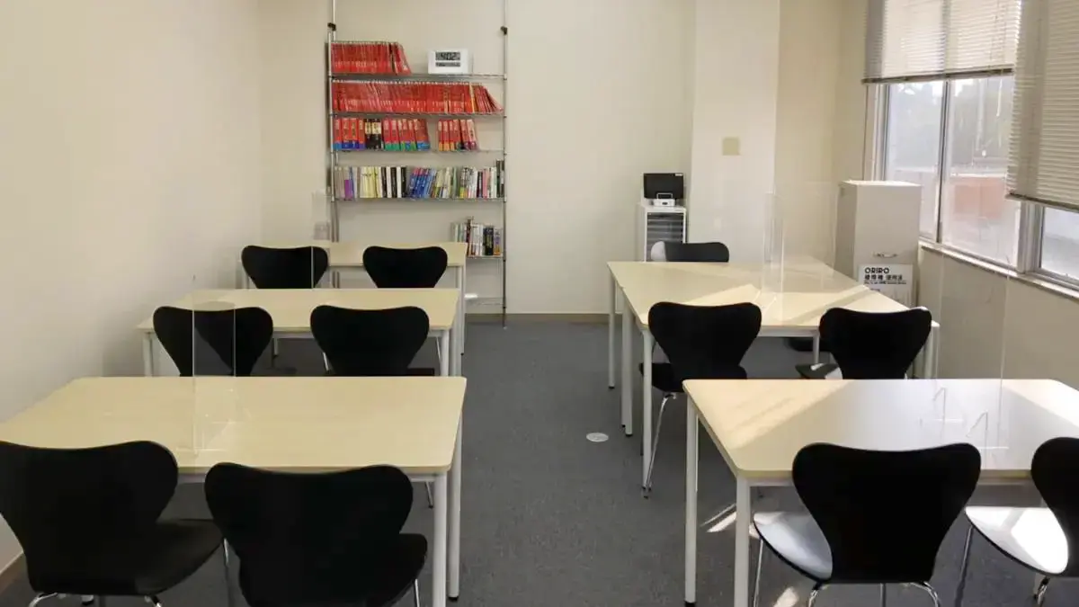 254 アクシブアカデミー 四日市校 教室の様子(3)