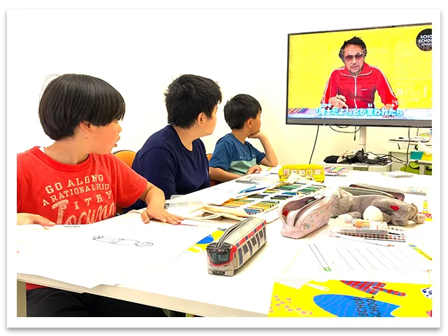 スコップ・スクールのプロナビゲーターによる動画授業の様子