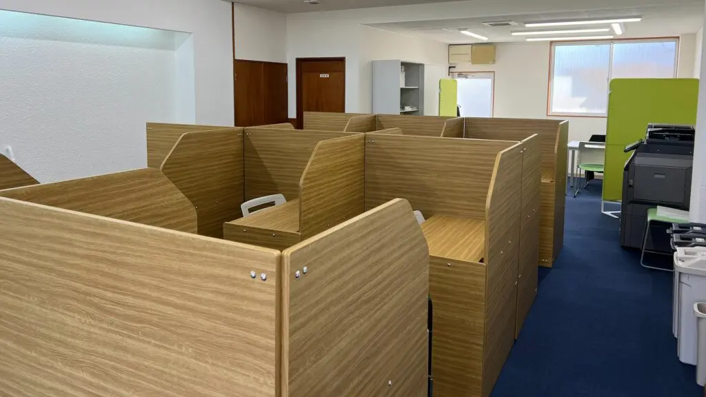 117014_個別指導wam 明和校_教室内