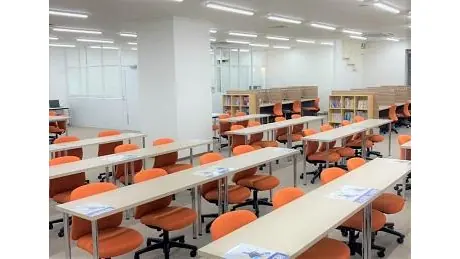 個別教室トライ_61113_ポルテ金沢本校_教室内(02)