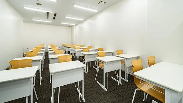 坪田塾_75513_池袋校_教室内