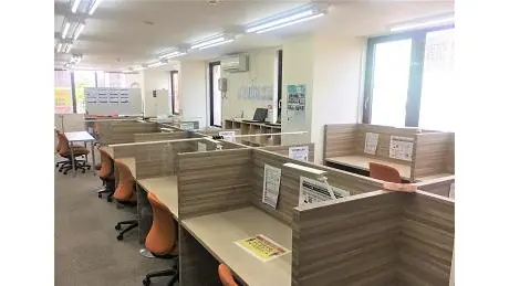 個別教室トライ_61035_東室蘭駅前校_教室内(01)