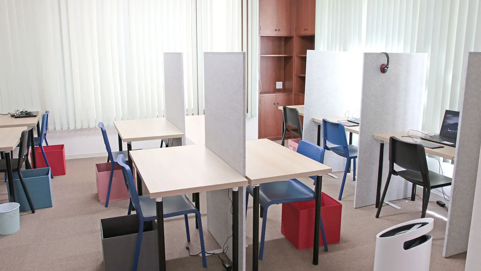 1493 S Live ちば松戸五香校 外観内装(04)