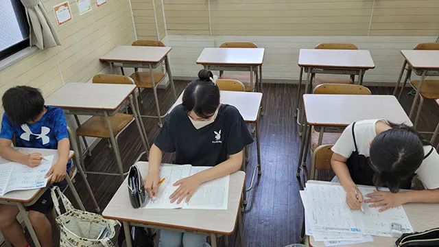 61951 サインワン吹上 教室2