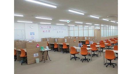 個別教室トライ_61492_瓦町flag校_教室内(02)