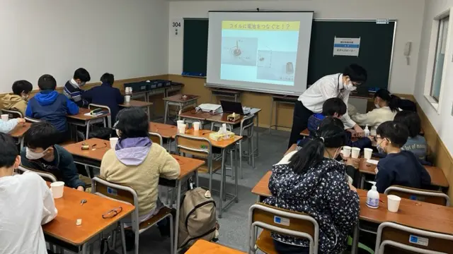 進学教室 浜学園_98_学園前教室_教室の様子(11)