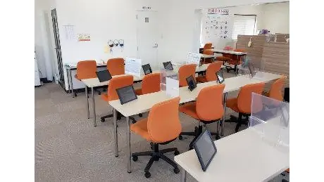 個別教室トライ_61085_新庄校_教室内(02)