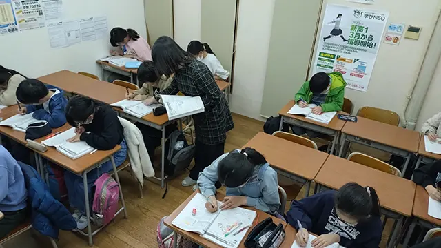 61934 サインワン川口元郷校 教室1