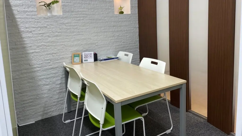 76253_個別指導wam 西鉄久留米駅前校_教室内