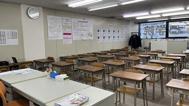 66879 あすなろ泉中央校 教室1