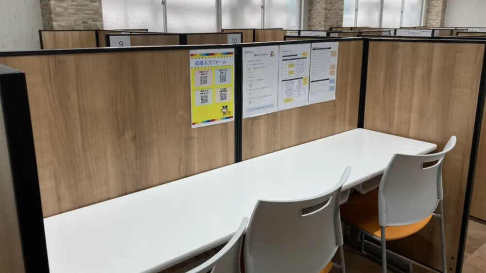 Kec個別・kec志学館個別_63628_生駒教室（小学部・中学部）_教室内