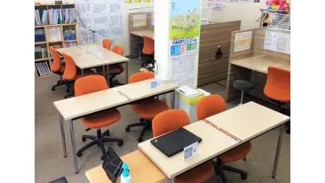 個別教室トライ_61026_大谷地校_教室内(01)