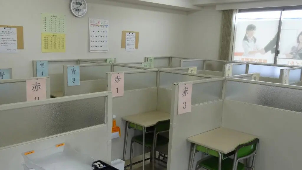 56729_個別指導wam 池浦校_教室内