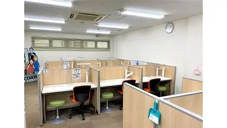 61240_個別教室トライ 西船橋駅前校_教室内