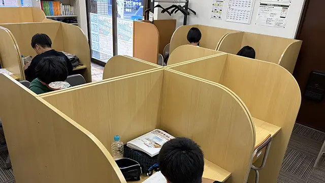 61928 サインワン片柳校 教室2