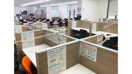 個別教室トライ_61086_南富山校_教室内(01)