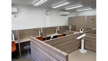 個別教室トライ_61022_真駒内校_教室内(01)