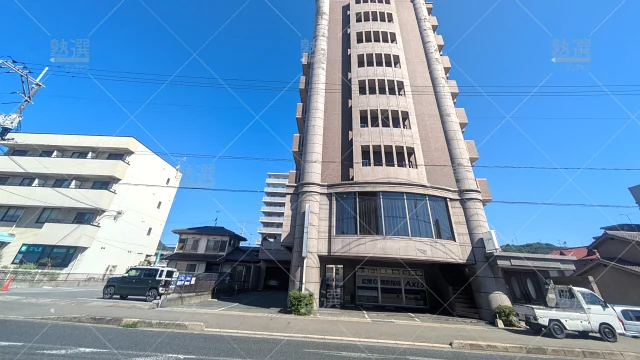 Orig 17 個別指導axis（アクシス） 140993 春日校 建物外観 1