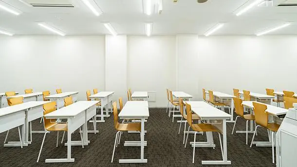 坪田塾_75513_池袋校_教室内