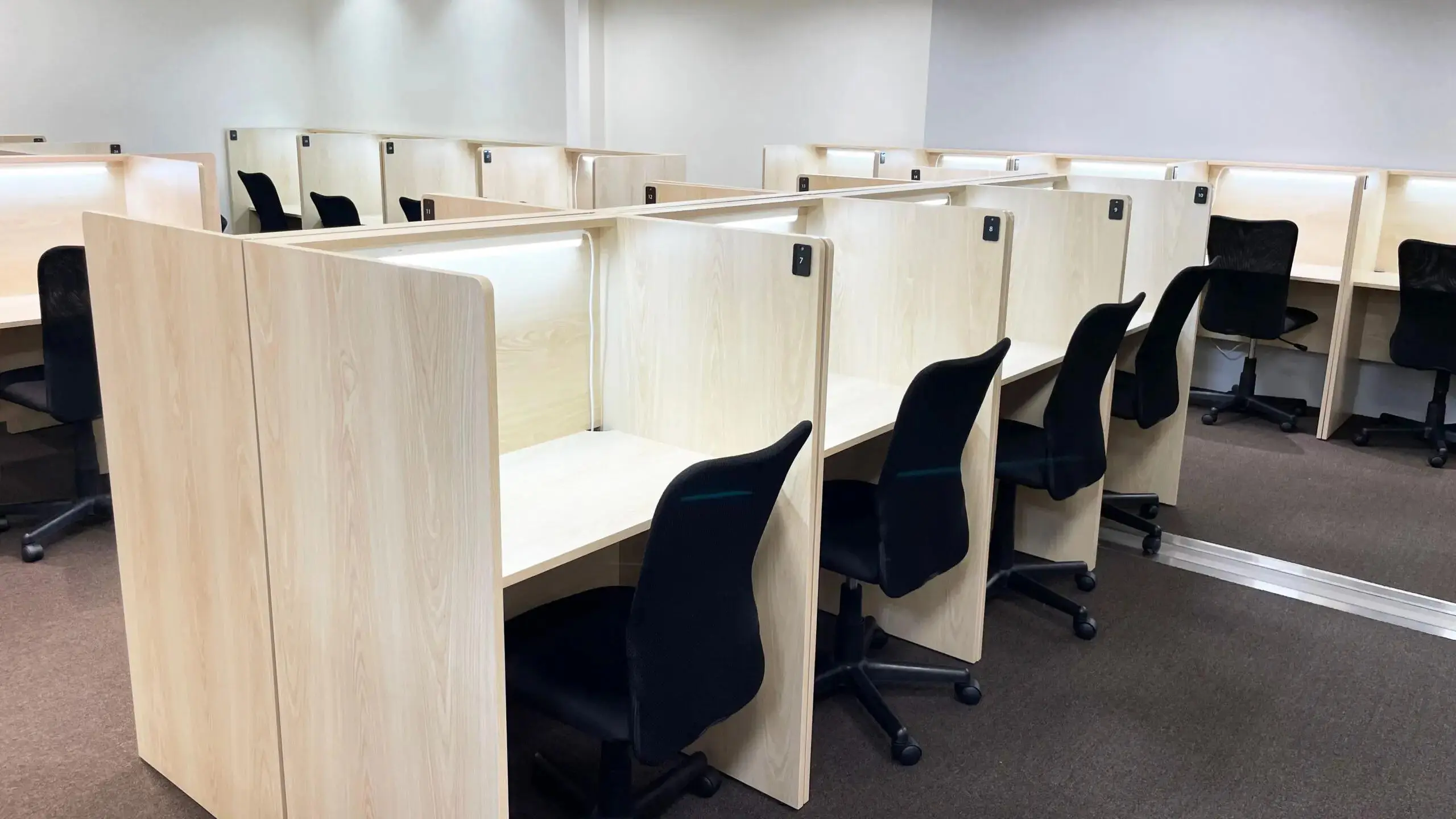 254 アクシブアカデミー 豊橋カルミア校 教室の様子(1)