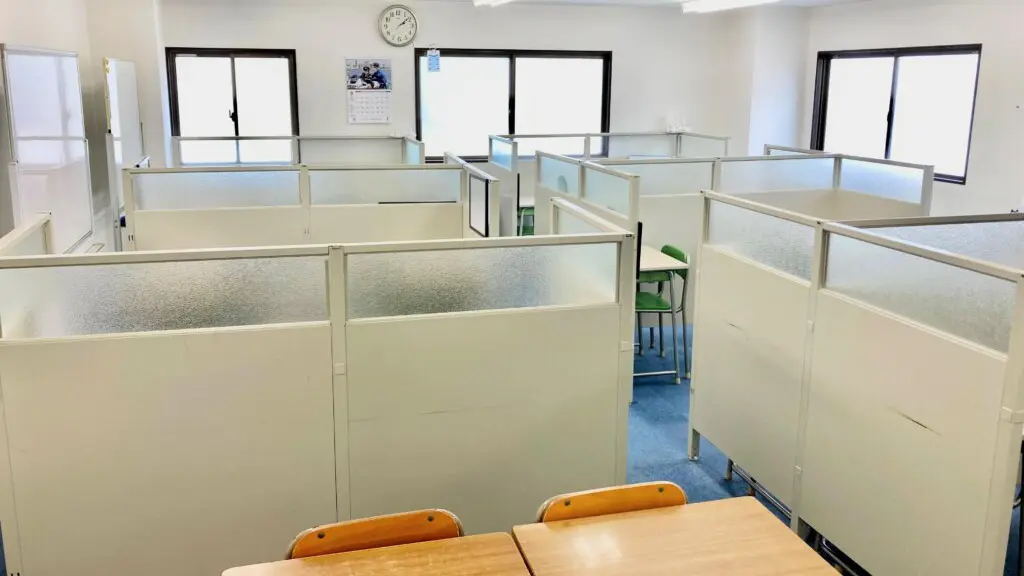 56730_個別指導wam 名神校_教室内