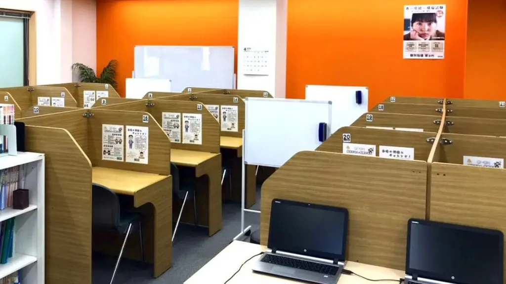 142970_個別指導wam 木太校_教室内