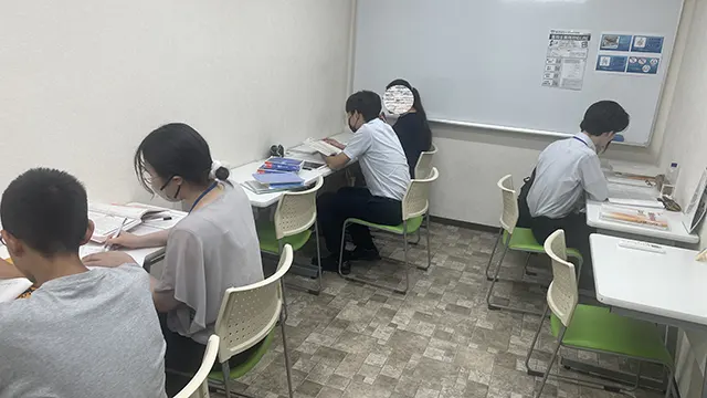 61938 サインワン戸田新曽校 教室2