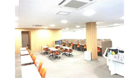 個別教室トライ_61335_国府宮駅前校_教室内(01)