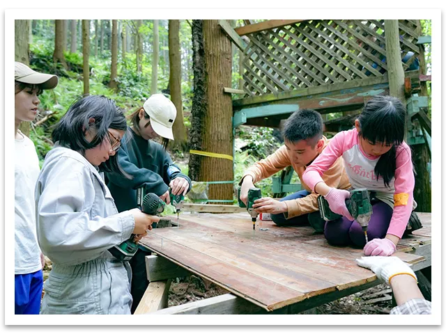 原っぱ大学_ツリーハウスリノベーションのプログラム風景